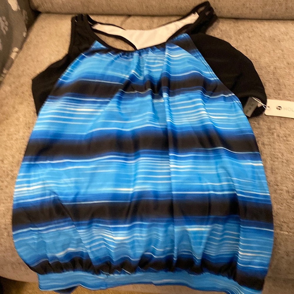 Women’s swim top. Size 18W